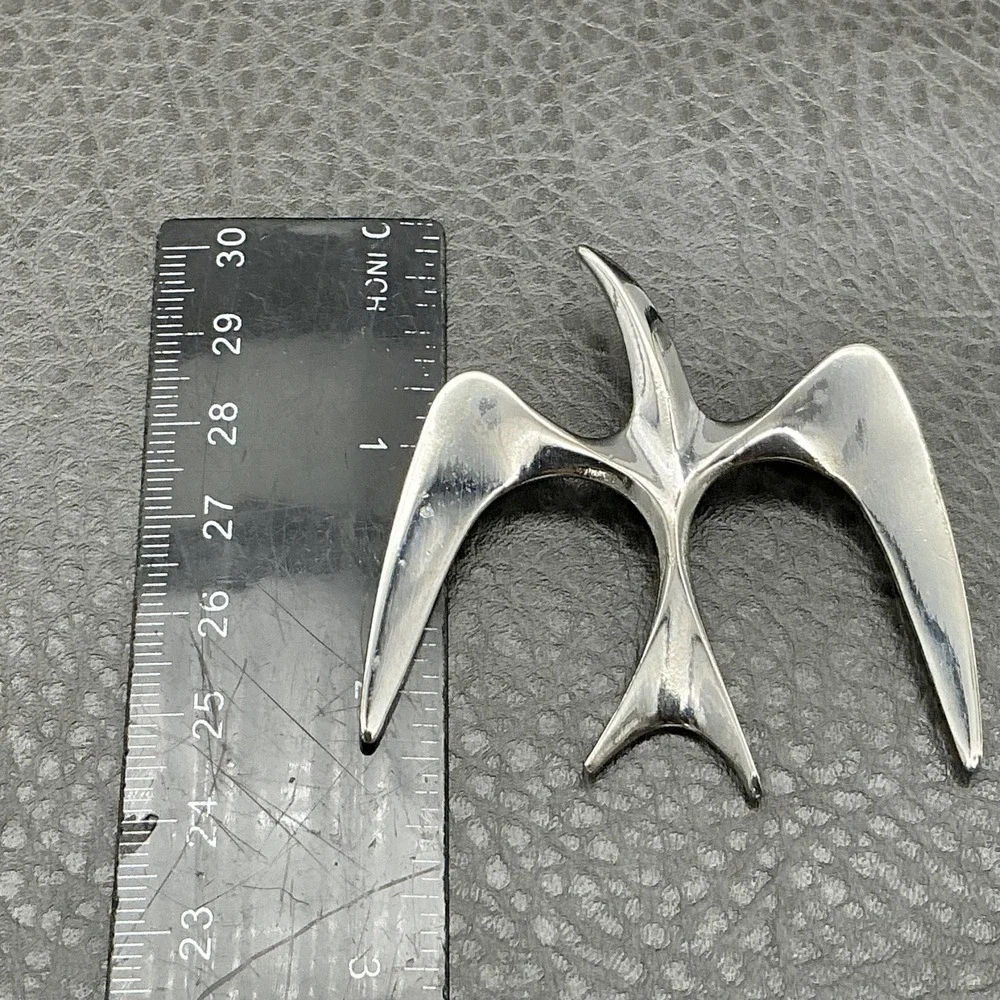 Vintage Sarah Coventry Brooch Seagull Bird Pin Silver Tone Modernist 2 Inch